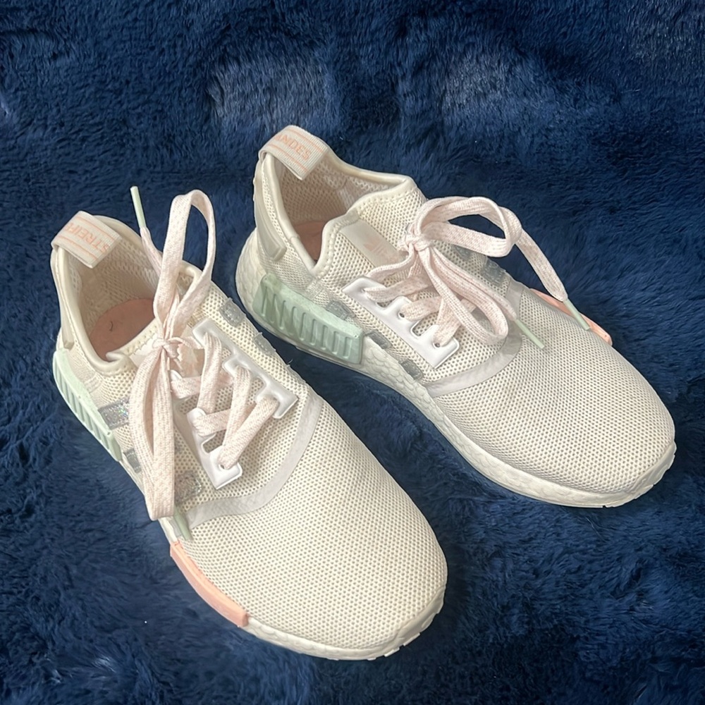 Running shoes